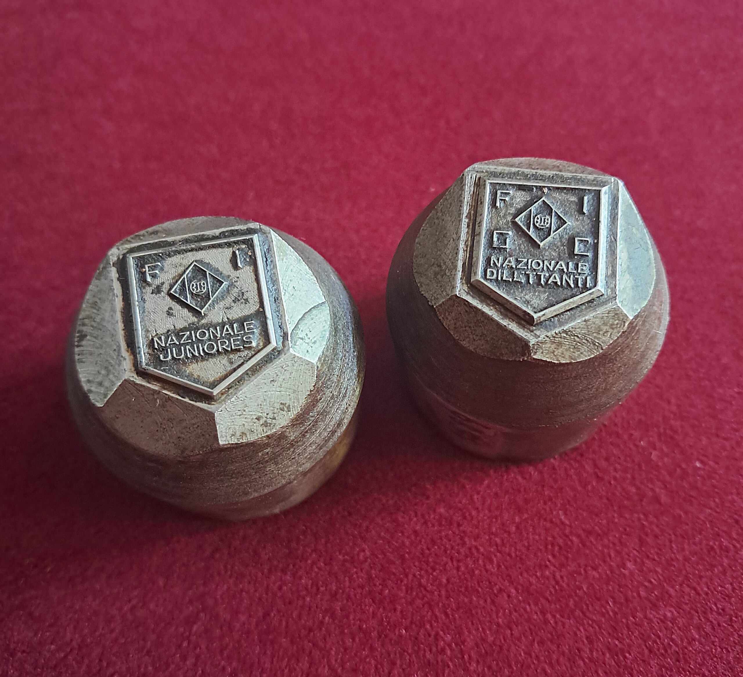 n. 1589, 1591 – Punzoni per distintivi F.I.G.C. – ”Nazionale Dilettanti” e ”Juniores” anno 1959