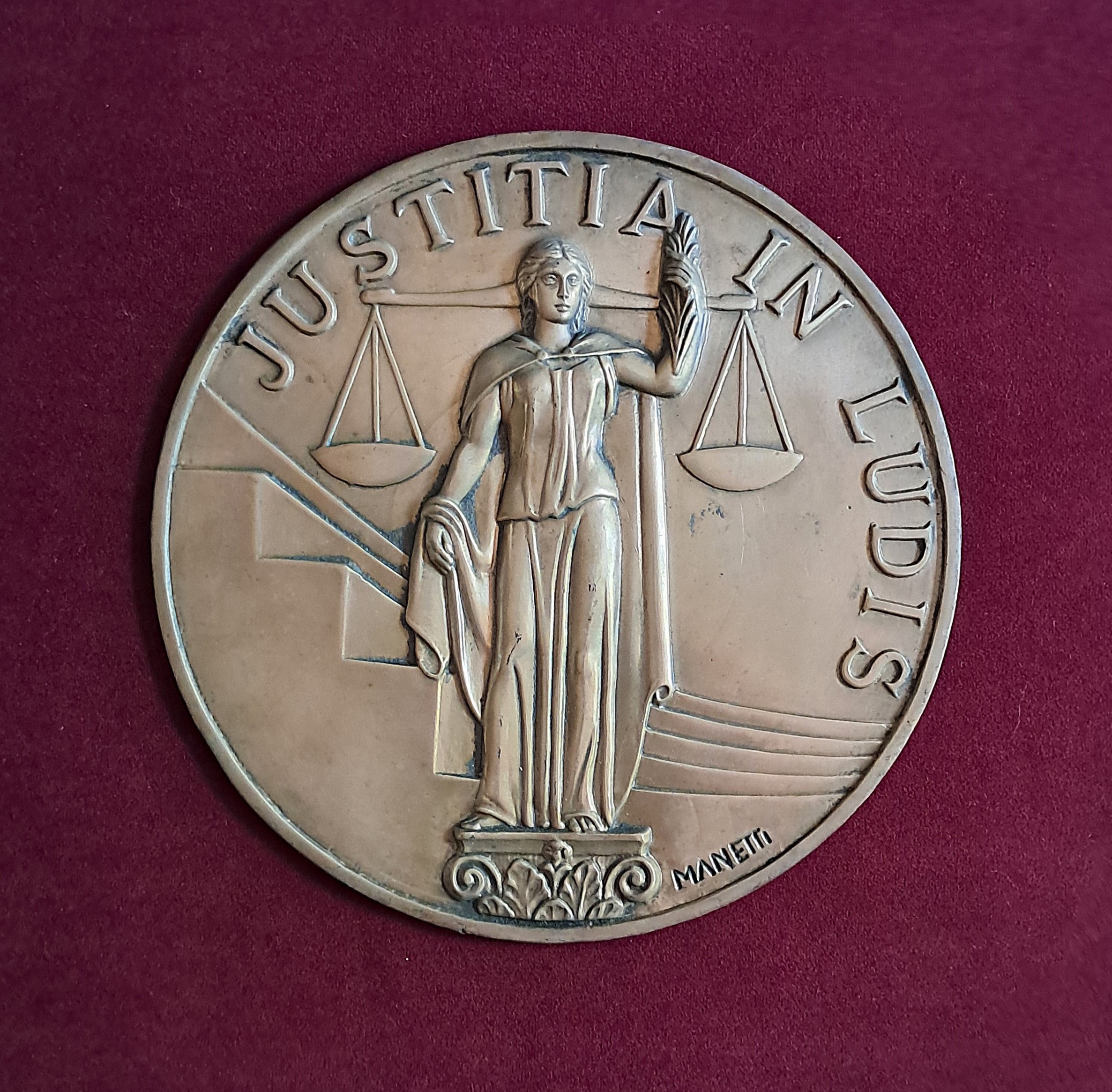 n. 2323 – Bronzo per medaglia ”F.I.G.C. – Settore Arbitrale” su disegno di D. Manetti anno 1966