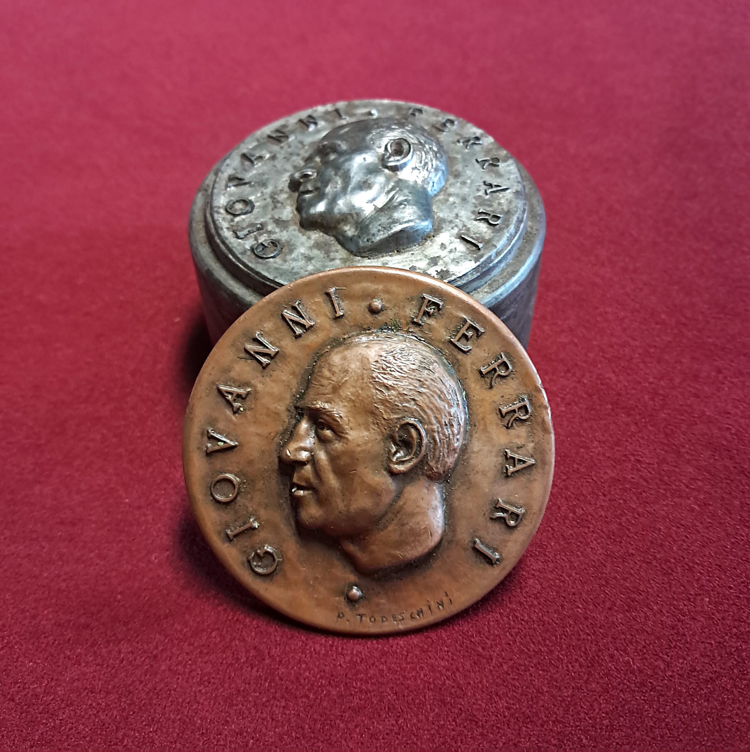 n. 4401 – Punzone e medaglia F.I.G.C. ”Settore Tecnico – Premio Giovanni Ferrari”