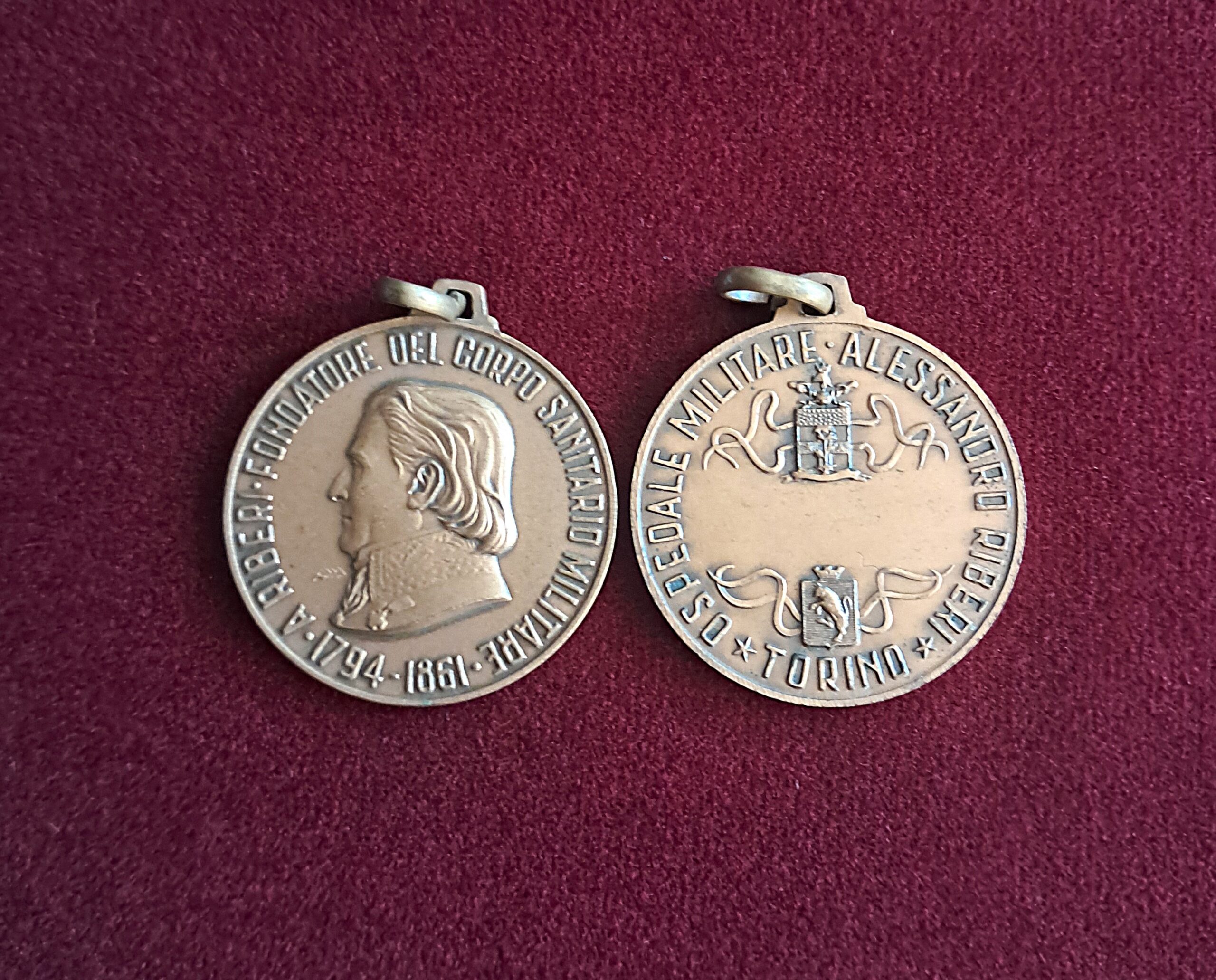 n. 1829 – Medaglia per ”Ospedale Militare di Torino” su disegno di M. Modugno anno 1961